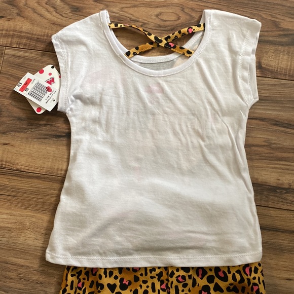 $12 if added to bundle of 3 or more. - Picture 3 of 7